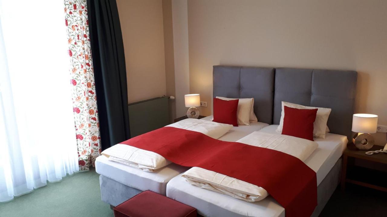 Hotel Bella Обертауерн Екстериор снимка